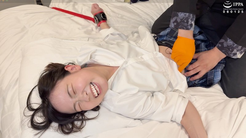 「【くすぐり】制服姿のかりなちゃんをくすぐりほぐしで大暴れさせる！」わかしラボWAKA-083谷田かりな（2） のAV女優まとめ 